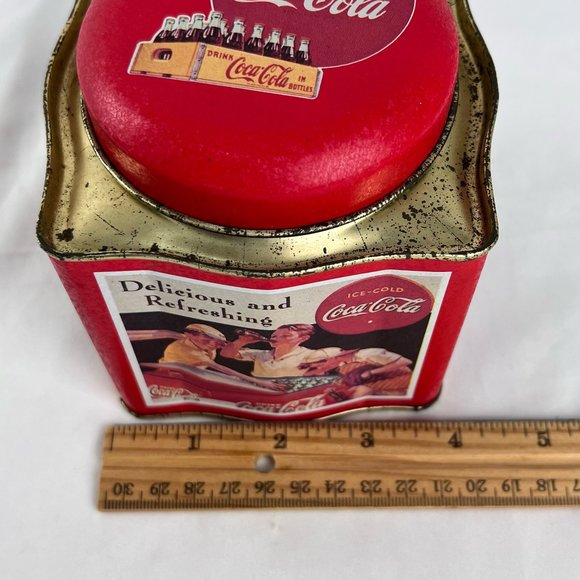 Vintage 1992 Coca Cola Small Tin container by The Tin Box Company of America - Picture 8 of 10